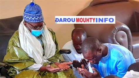 Darou Mouhty Les Images De La Visite DOusmane Sonko Chez Son