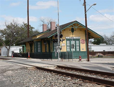 Vintage Train Depots of the 1800s-1900s