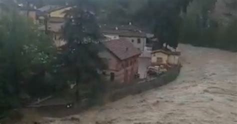 Maltempo Terrore In Romagna La Situazione Peggiora Emilia E Marche