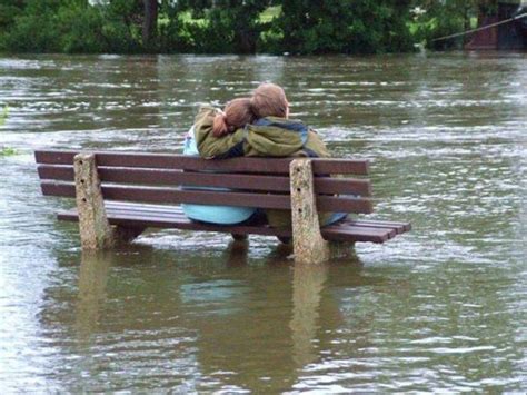 Pin By Vik Happiness On Funny Photos Photo Prompts Flood Couple In Rain