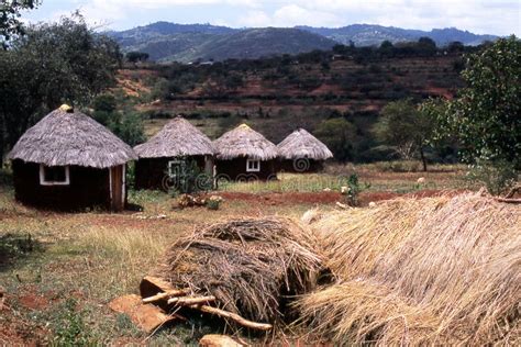 2,328 Traditional African Village Houses Stock Photos - Free & Royalty ...