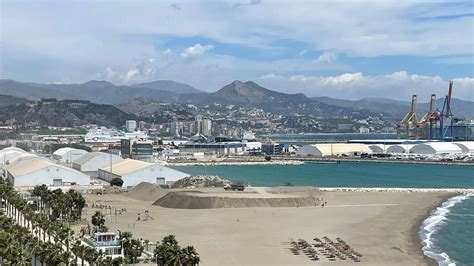 Estas son las 50 playas y puertos deportivos de Málaga que izarán la