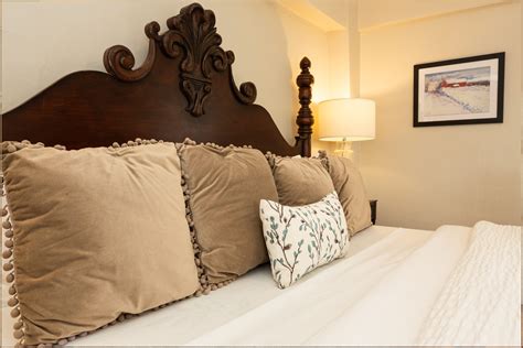 Guest Rooms At 1754 House Bed And Breakfast In Woodbury Ct