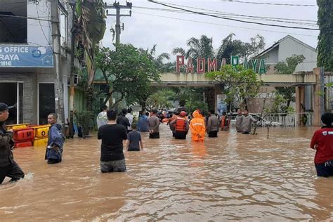 Foto Ada Titik Banjir Di Serang Wali Kota Baru Kali Ini