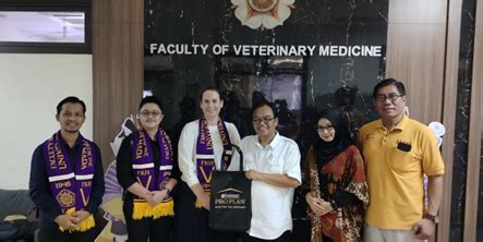 Kerjasama Tentang Veterinary University Program Antara FKH UGM Dan PT