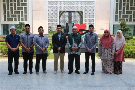 Lawatan Pegawai Pengurusan Masjid Cyberjaya Masjid Tuanku Mizan