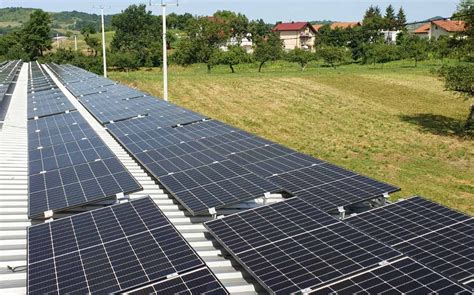 Solarne Elekrane U Bih Solarni Paneli Na Krovu škole U Konjicu 2024