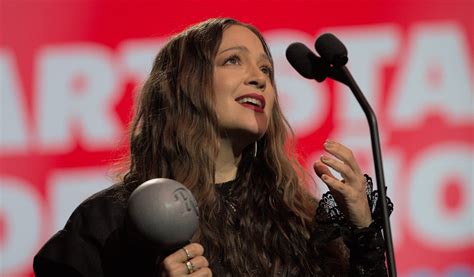 Natalia Lafourcade Sorprende En Los Premios Rolling Stone En Espa Ol