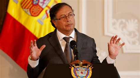 Atacan A Tiros La Caravana De Gustavo Petro Presidente De Colombia