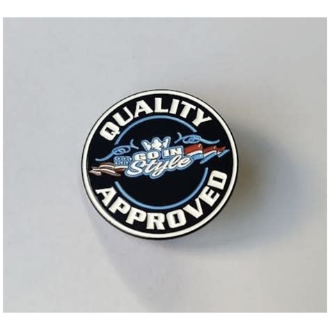 Pins Go In Style Quality Approved N°104 Class Design