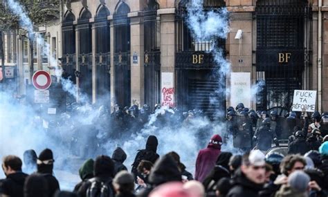 Over 600 Arrested Across France In 3rd Night Of Riots