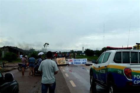 Moradores Interditam Br 364 Em Protesto Contra Autoridades E Usina De