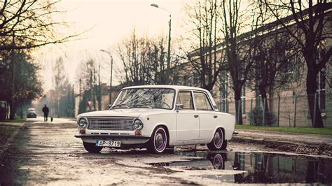 Wallpaper Vehicle Car Lada Russian Cars Street Trees Water