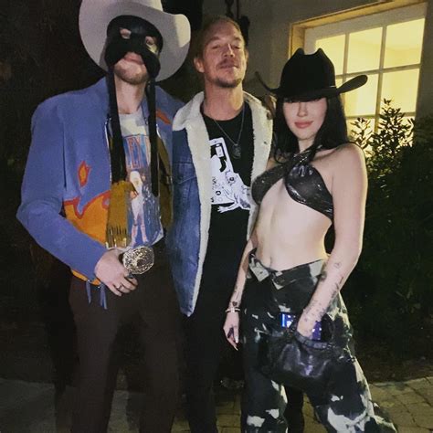 Noah Cyrus Tits See Through DrunkenStepFather