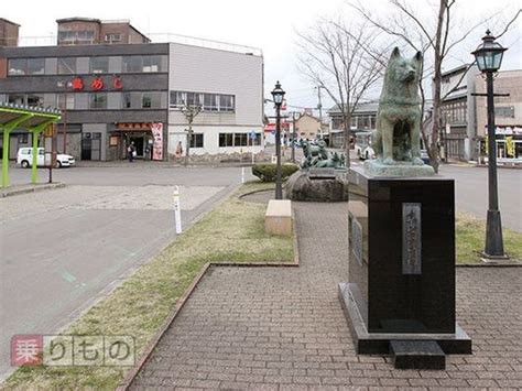 画像ギャラリー 渋谷駅ハチ公前広場の電車 「ハチ公の故郷」秋田大館に移設へ 東急5000系「青ガエル」 乗りものニュース