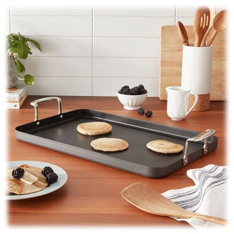 Meh Cuisinart Chefs Classic Nonstick Hard Anodized Double Burner Griddle