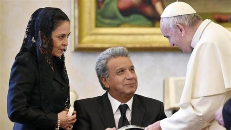 Il Papa Riceve Il Presidente Dellecuador Dialogo Su Ambiente