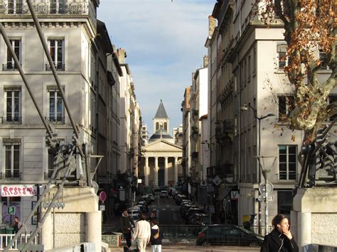 Rue Bugeaud Et L Glise Saint Pothin De Lyon Etienne