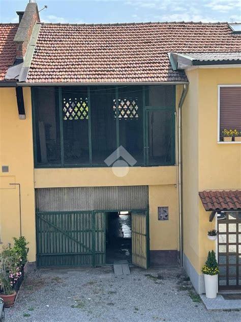 Casa Indipendente In Vendita Desio Con Giardino Privato Mq Wikicasa