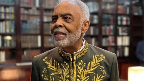 Gilberto Gil sai em defesa de Vini Jr após episódio de racismo