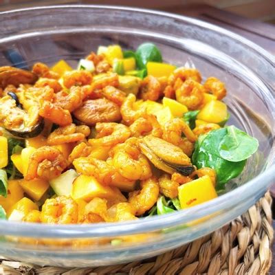 Ensalada De Can Nigos Con Nectarina Y Gambas Al Curry Edyal