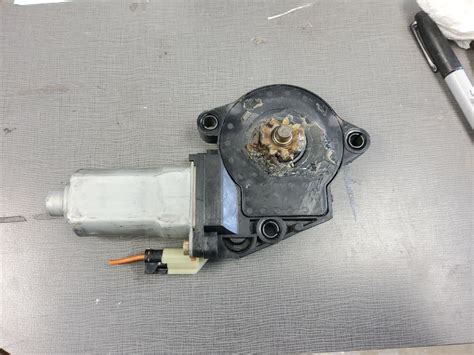 Hyundai Elantra Passenger Right Front Door Window Motor Oem