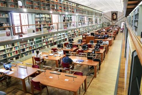 Las Bibliotecas Públicas Dependientes De La Consejería De Educación