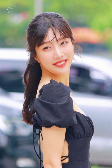 Joy Red Velvet Seulgi Terciopelo Rojo Femenina