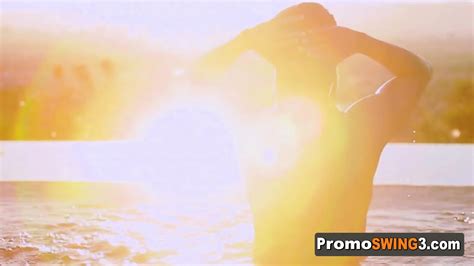 Hannah And JJ Hit The Pool To Foreplay With Other Horny Couples