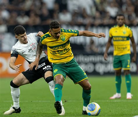 Cuiabá x Corinthians veja onde assistir ao duelo pelo Brasileirão