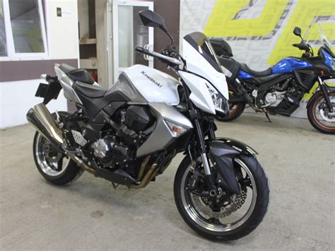 Купить б у Kawasaki Z инжектор передач во Владивостоке белый naked bike года по
