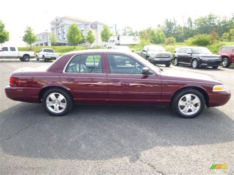 2005 Dark Toreador Red Metallic Ford Crown Victoria Lx Sport 81287985 Photo 2