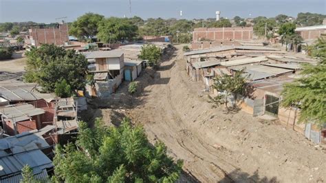 Piura Ministerio de Vivienda culmina descolmatación en la quebrada El