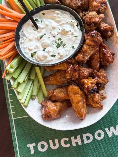 25 Best Super Bowl Food Ideas Sip Bite Go