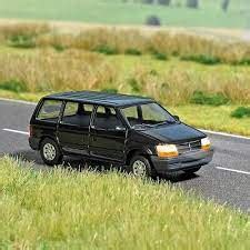 Chrysler Voyager bleu avec phares éclairés BUSCH BUS 5657 Maurienne