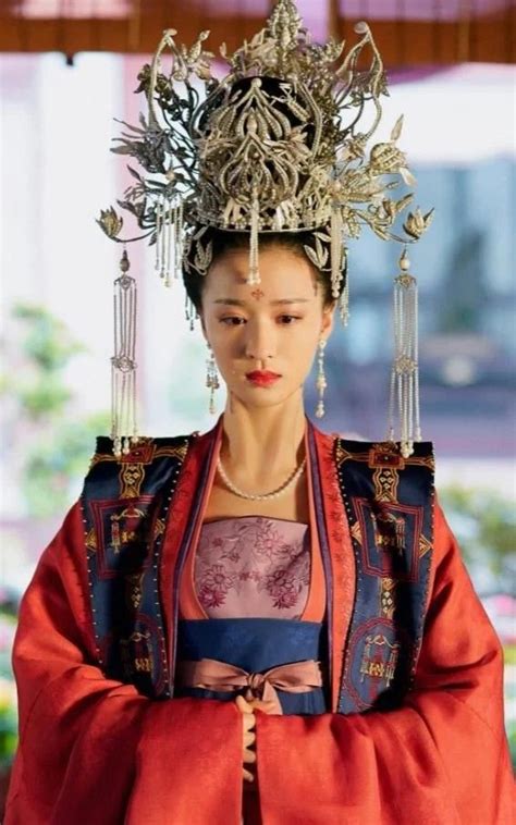 Chinese Clothing Hanfu Imperial Crown Jewelry Outfits Fashion