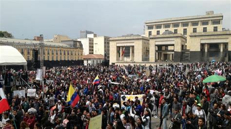 La Otra Cara De Las Marchas Estudiantiles En Bogotá