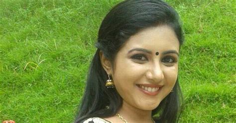 Actress Hot Photos Wallpapers Biography Filmography South Indian Actress Neethu Thomas Cute