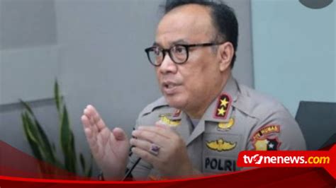 Polisi Minta Pengacara Brigadir J Tak Bicara Soal Luka Di Tubuh Jenazah