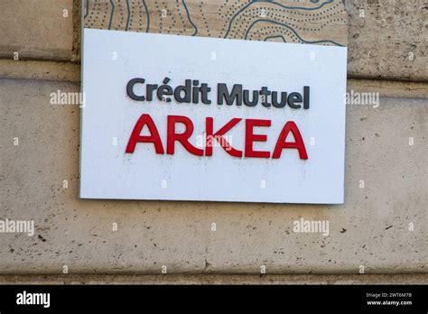 Bordeaux France Credit Mutuel Arkea Banque Privee Logo