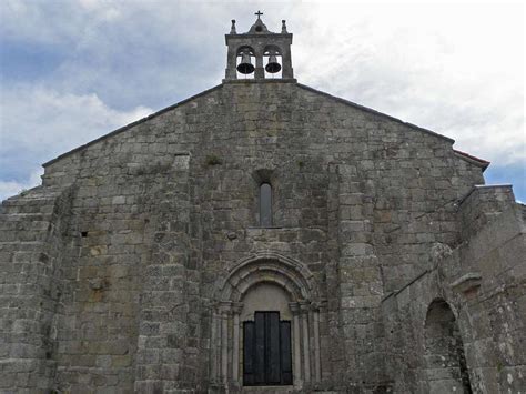 Monasterio Santa María de Mezonzo en Vilasantar