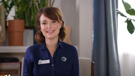 Milana Vayntrub Atandts Lily Faced Sexual Harassment Online — Then She