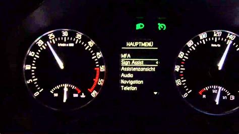 Lane Assist Spurhalteassistent Skoda Octavia Z Youtube