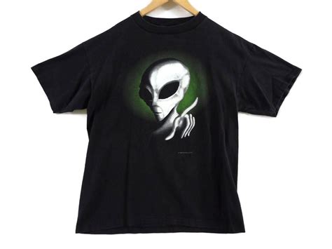 Vtg 1995 Alien T Shirt Xl Fashion Victim Outer Space Etsy Vintage Tees Xl Fashion Fashion