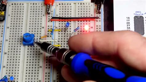 Not Gate Ic Intro Hc Hex Schmitt Trigger Inverters Integrated