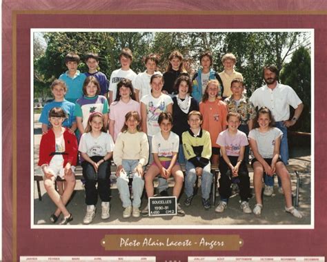 Photo De Classe Cm De Ecole Emile Joulain Soucelles Copains