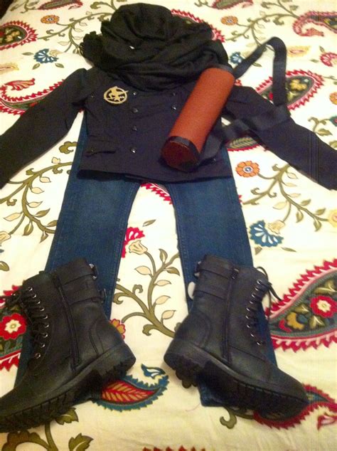 Katniss Everdeen | Boots, Combat boots, Halloween costumes