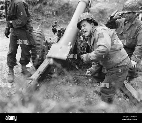 Wwii Artillery Hi Res Stock Photography And Images Alamy