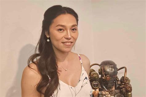 Ny Based Filipino Filmmaker Isabel Sandoval To Meg Another Film In The