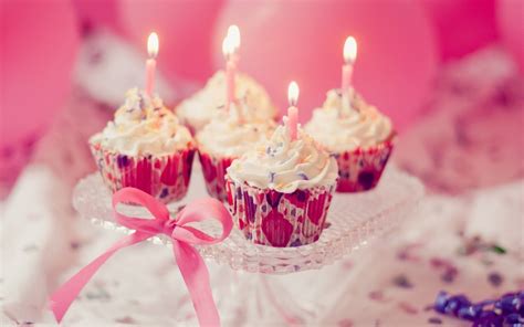 Food Sweet Cupcakes Candles Pink Holiday wallpaper | 1680x1050 | #24451